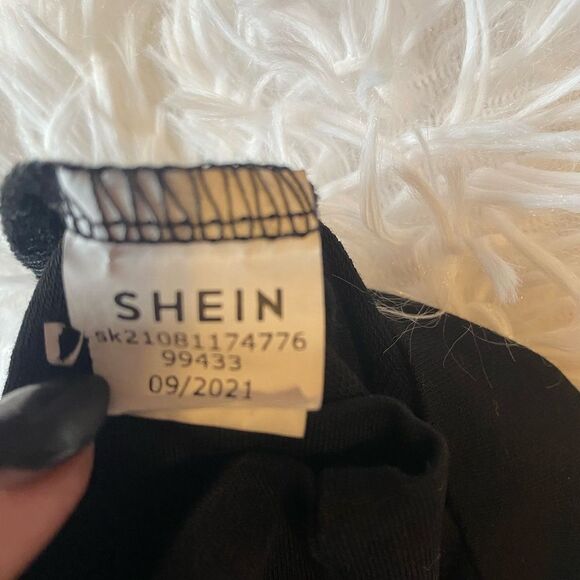 Shein “BABE” Black Sweater Size 68 Baby - Picture 4 of 5